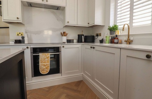 Lytham St. Anne's Cottage | 11 SANDHURST AVENUE, family friendly in Lytham St. Annes