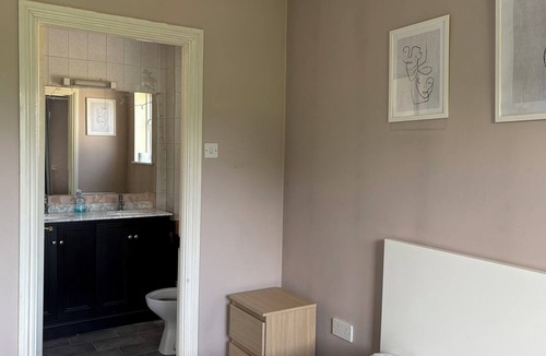 Blackrock House | 13 Belmont Lawn