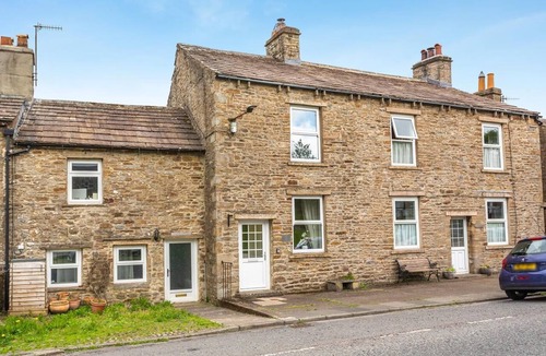 Bainbridge Cottage | 2 Bed in Bainbridge (oc-w34131)