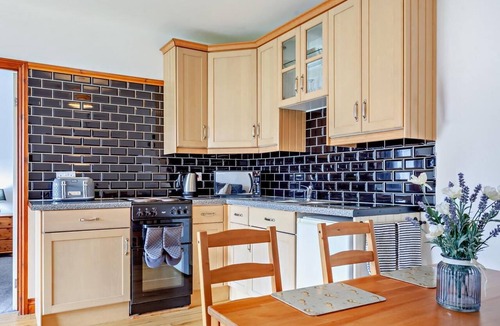 Chew Magna House | 2 Bed in Bristol (oc-37147)