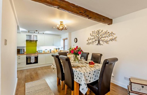 Wold Newton Cottage | 2 Bed in Driffield (oc-79280)