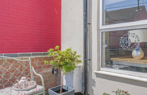 Kessingland Cottage | 2 Bed in Kessingland (oc-b30501)