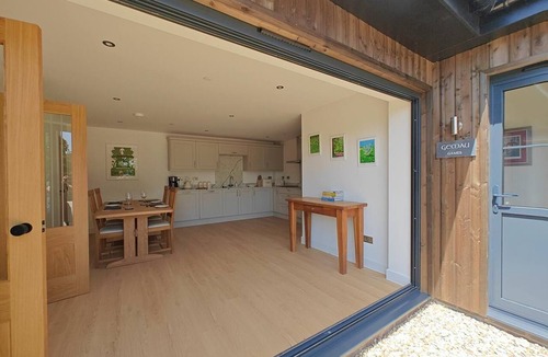 Abergavenny Cottage | 2 Bed in Llanellen (oc-t32598)