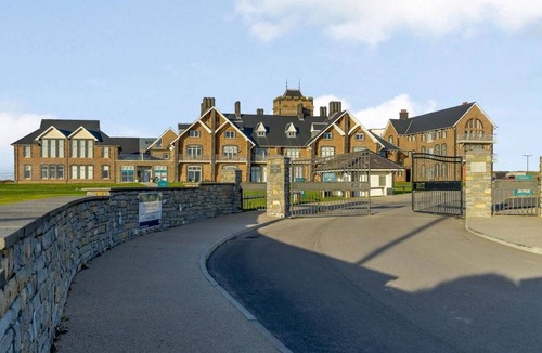 Porthcawl Apartment | 2 Bed in Porthcawl (oc-87294)