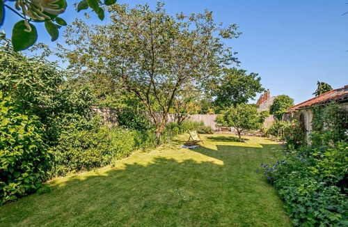 Southrepps Cottage | 2 Bed in Southrepps (oc-n27613)