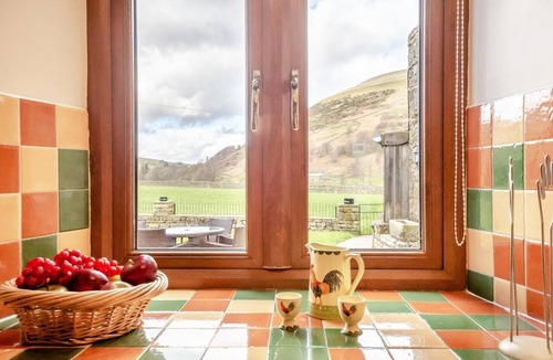 Worton Cottage | 2 Bed in Thwaite (oc-m36624)