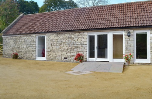 Newton St Loe Cottage | 2 bedroom accommodation in Marksbury, near Bath