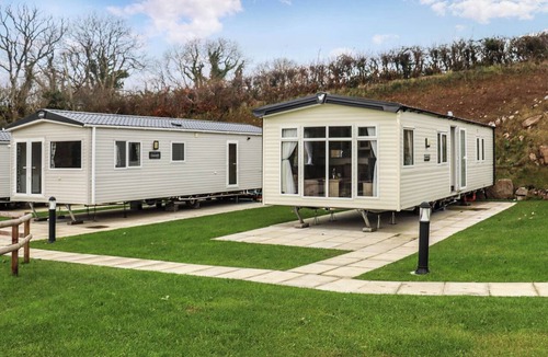 Pendine Cottage | 2 bedroom accommodation in Pendine
