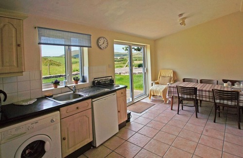 Cahirciveen Cottage | 3 Bed in Cahirciveen (oc-i417)
