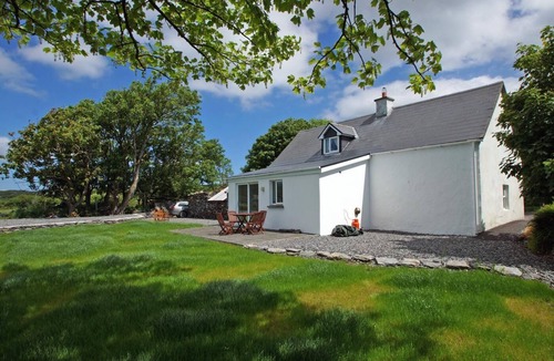 Cahirciveen Cottage | 3 Bed in Cahirciveen (oc-i417)