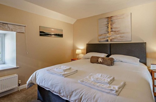 Cosheston Apartment | 3 Bed in Cosheston (oc-90732)