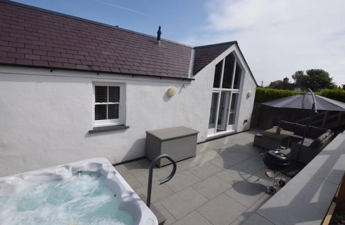 Cosheston Cottage | 3 Bed in Pembroke (oc-82584)