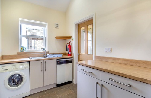 Consett Cottage | 3 bedroom accommodation in Knitsley