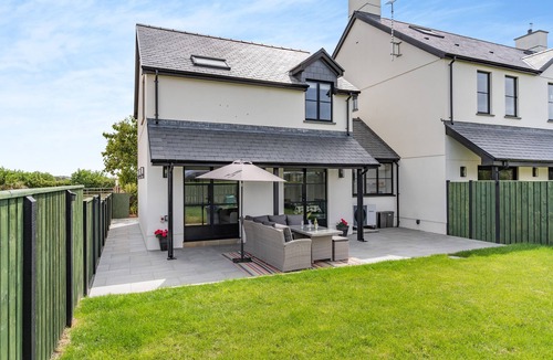 St. Florence Cottage | 3 bedroom accommodation in St Florence, near Tenby