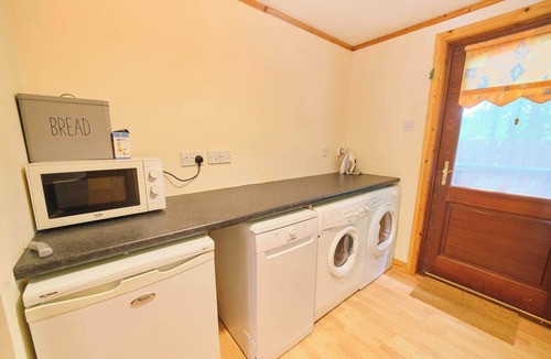 Kerrykeel Cabin | 3 Bedroom Cabin By Travel Lets Short Term Rental Agency Kerrykeel