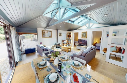 Godshill Apartment | 3 bedroom Lodge boasting a superb location
