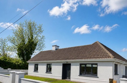 Ballylongford House | 3 bedroom Newly refurbished Kerry home. Ideal for Ryder cup base, peaceful