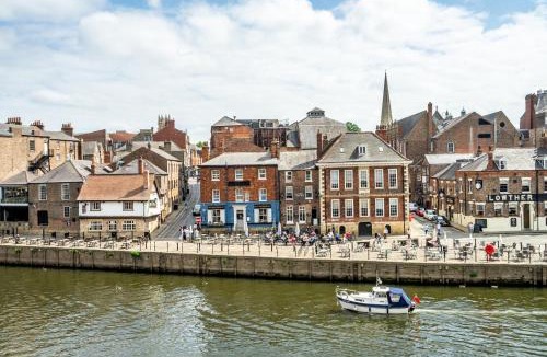 York Apartment | 30 Woodsmill Quay