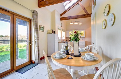 Barry Cottage | 4 Bed in Barry (oc-bow164)