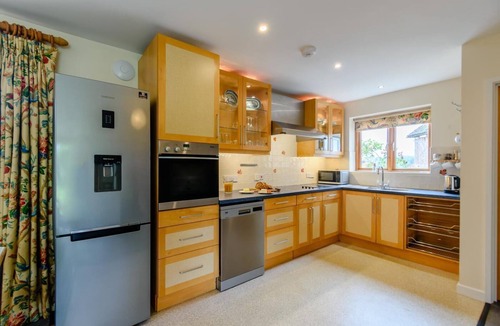 Bramfield Cottage | 4 Bed in Bramfield (oc-sfbri)