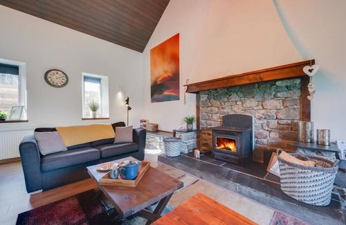 Manod Cottage | 4 Bed in Ffestiniog (oc-bow172)