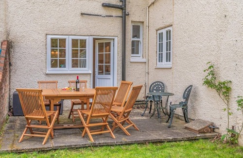 New Forest District Cottage | 4 Bed in Lyndhurst (oc-nfl57)