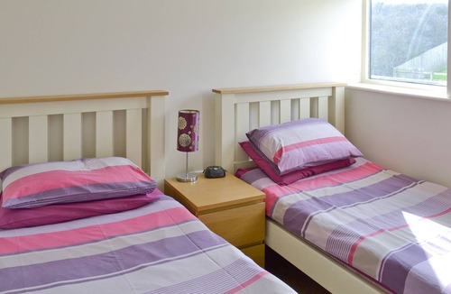 Filey Cottage | 4 bedroom accommodation in Flat Cliffs, near Primrose Valley