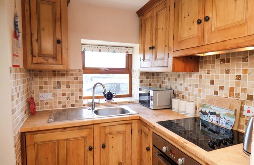 Hinderwell Cottage | 4 CLIFF COTTAGES, pet friendly, country holiday cottage in Staithes