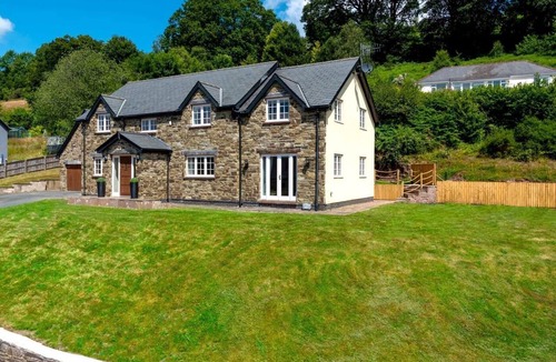 Bwlch Cottage | 5 Bed in Brecon (oc-bn318)