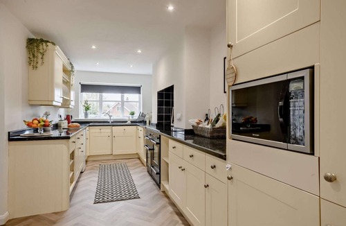 Mundesley Cottage | 5 Bed in Mundesley (oc-t26834)
