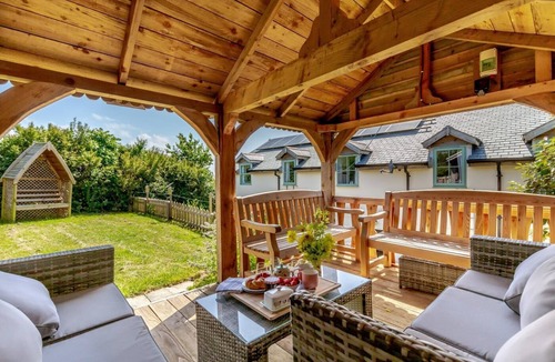 Porthcurno Cottage | 5 Bed in St. Levan (oc-c32547)