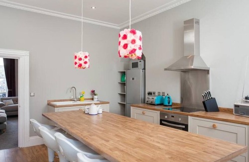 Bath Cottage | 6 Bed in Bath (oc-bhr27)