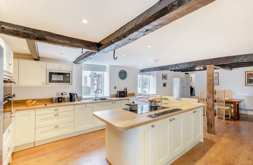 Steens Bridge Cottage | 6 Bed in Docklow (oc-d31042)