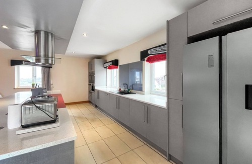 Towyn Cottage | 6 bedroom accommodation in Towyn