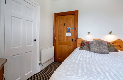 Portrush House | 7 bedroom Large restored Victorian Townhouse in the centre of Portrush