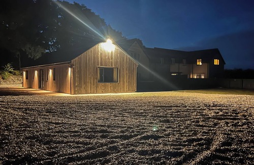 Chard Cottage | 9 bedroom accommodation in Bishopswood, near Honiton