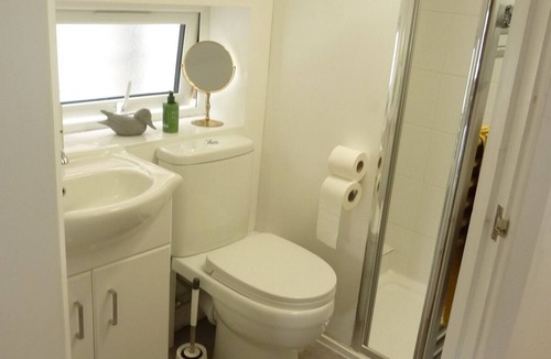 New Forest District Cabin | A rare opportunity to stay in a unique 2 storey lodge in Lymington