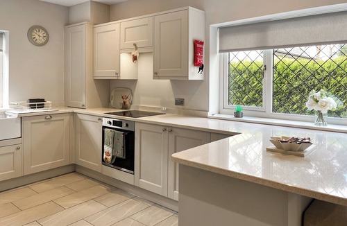 Wilberfoss Cottage | Acorn Cottage - UK51535