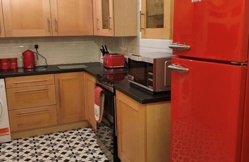 Blaina Cottage | Aderyn Mawr Cottage