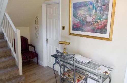Bourton-on-the-Water House | Alderley House