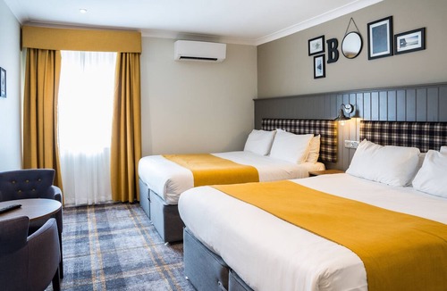 Almondsbury Hotel | Almondsbury Inn & Lounge