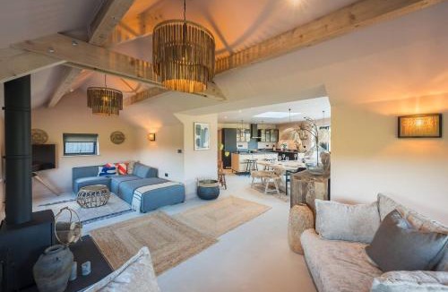 Llanfaelog House | Alynfa Barn House Rhosniegr