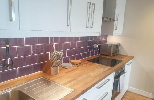 Cardiff City Centre Apartment | Amazing 2 Bed 2 Bath Apartment City Centre Free Secure Parking