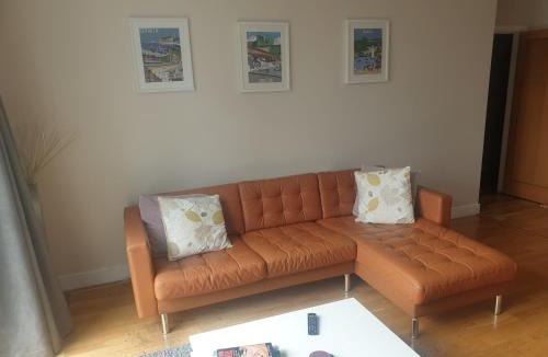 Cardiff City Centre Apartment | Amazing 2 Bed 2 Bath Apartment City Centre Free Secure Parking