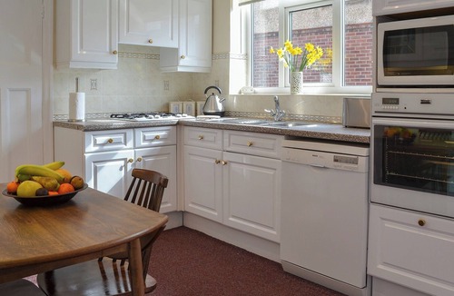Muston Cottage | Amazing cottage in Filey with 3 Bedrooms and WiFi