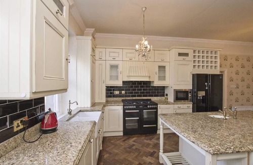 Annsborough Villa | Annsborough House, Castlewellan - Ideal for Group Events