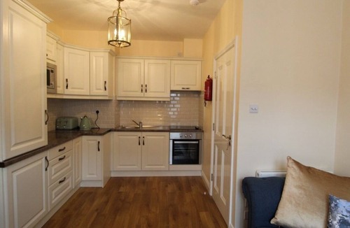 Kinsale Town Centre Apartment | Apartment-Standard-Private Bathroom-Ref A