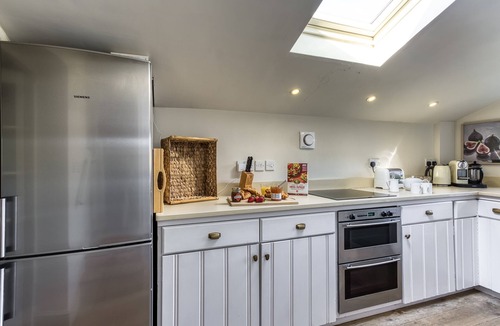 Snowshill Village Cottage | Apple Cottage, Snowshill, Broadway is a two bedroom charming cottage