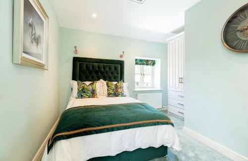 Navan Apartment | Apples Jade Apartment