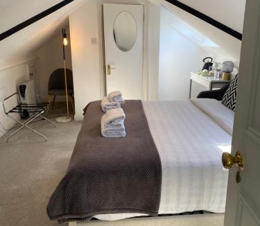 Glasnevin Bed & Breakfast | Avoca House